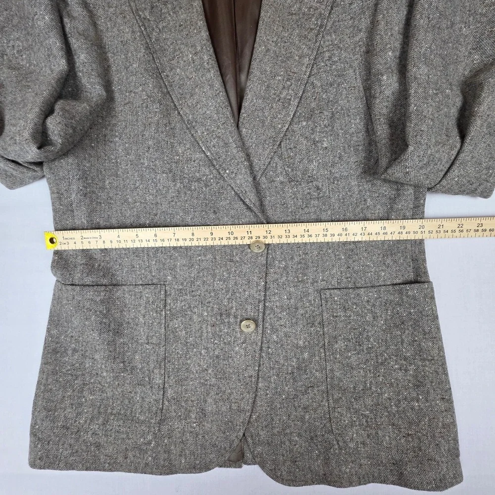 VTG Strathmore 100% Pure Wool Tweed Blazer Sport Coat Mens 44R Gray Two Button